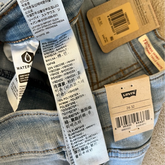 Levi’s 721 High Rise Skinny Jeans - Picture 10 of 13